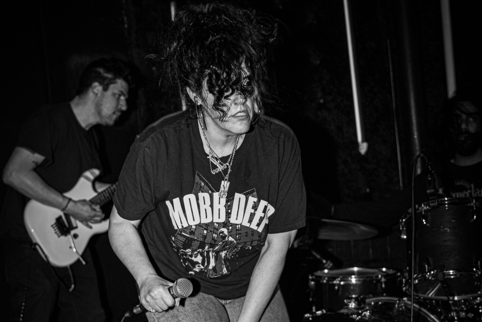 NEGATIVECHARGELivepic2a