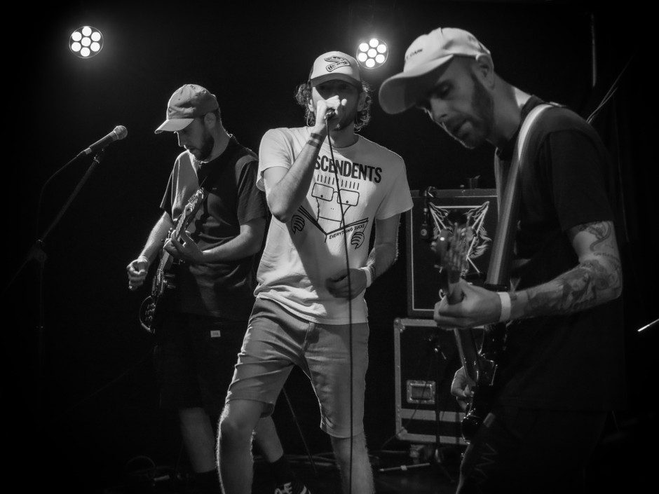 NOTIMETOEXPLAINLive1jpeg