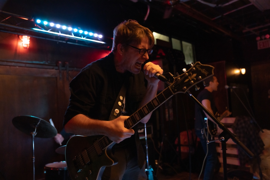 SOMETHINGBITTERLivepic3