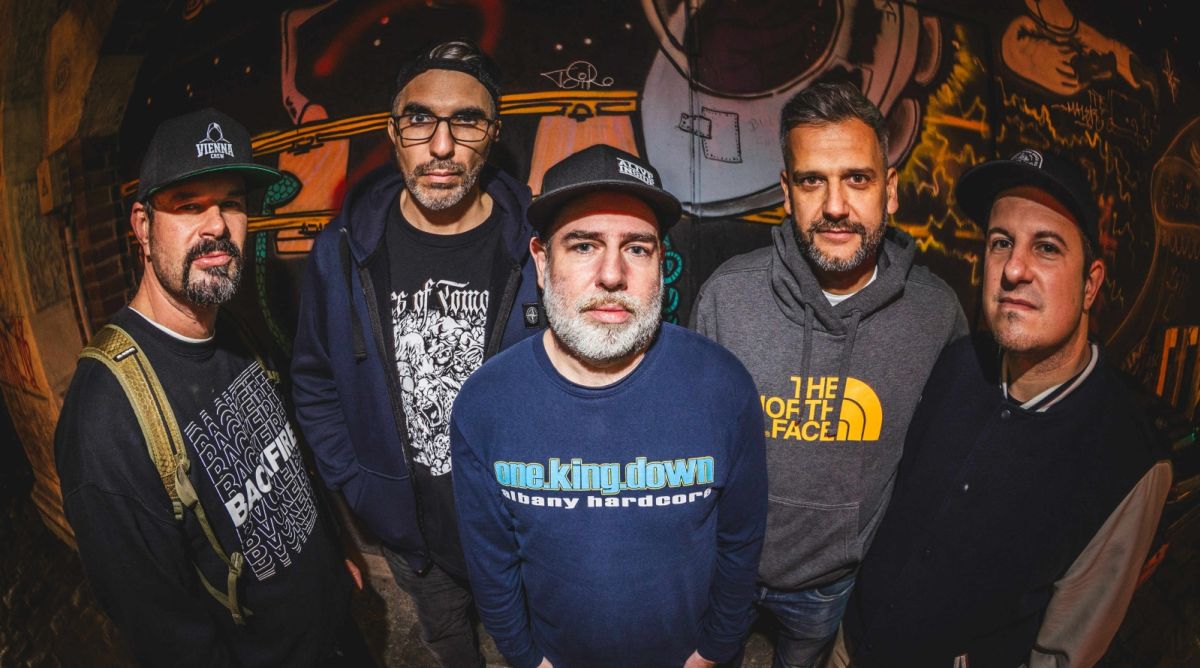 ALIVE INSIDE - Better Self, Better World ! (Austria - HardCore - Interview with Luis).