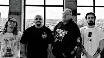 DEAD RETINAS - Carrying The Weight Of Reality... (England - HardCore/MetalCore - Interview with Jack, CJ, Chris & Chris).