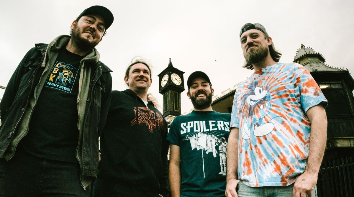 BARRIERS - Melodic Hardcore Beyond Just Beatdown... (England - HardCore - Interview with Andy & Gregg).