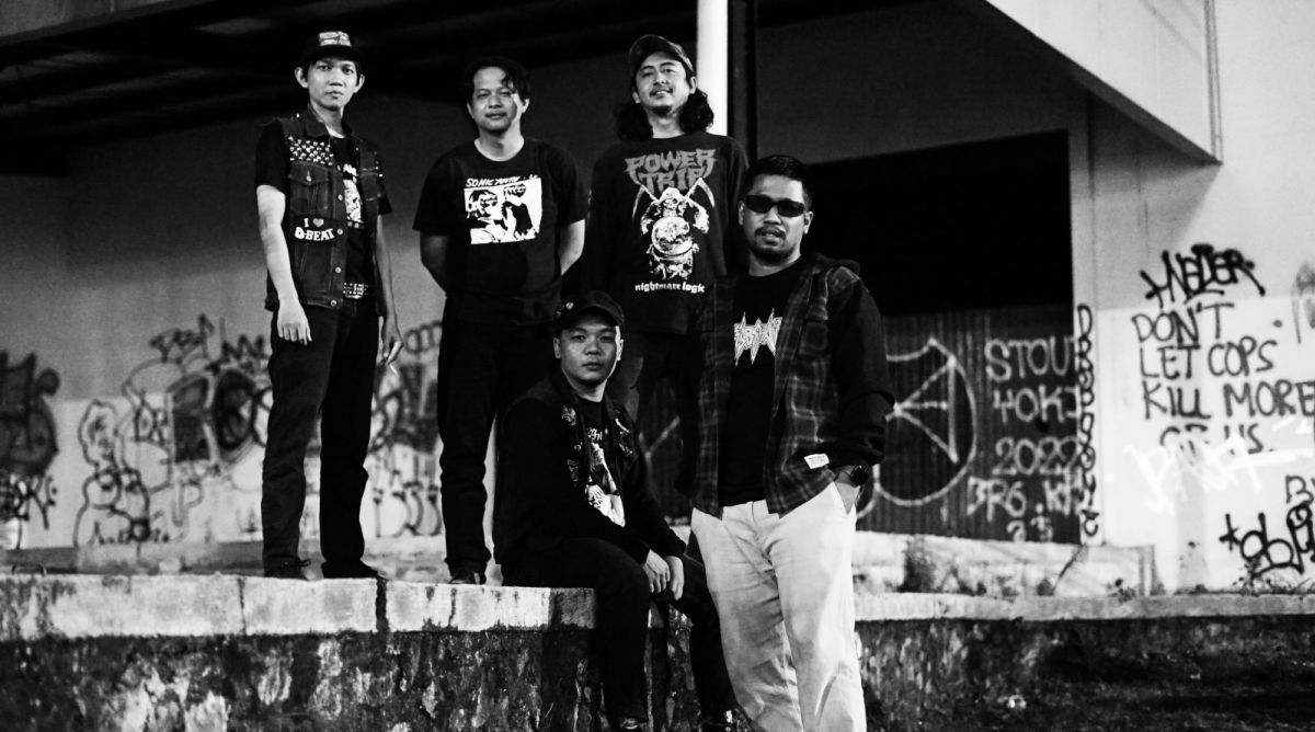 NUGATORIA - Crust, D-Beat And Raw Evolution ! (Indonesia - D-Beat Punk'N'Roll - Interview with Mbinkhead & Tito).