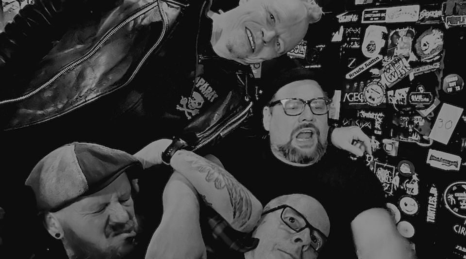 When The World Burns, ÄPÄRÄT Turn Up the Heat – Hardcore Legends Release New EP !