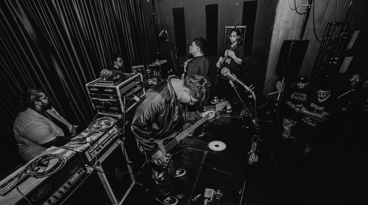 AGENDA - The Power Of Struggle In Hardcore... (Singapore - HardCore/MetalCore - Interview with Islam).