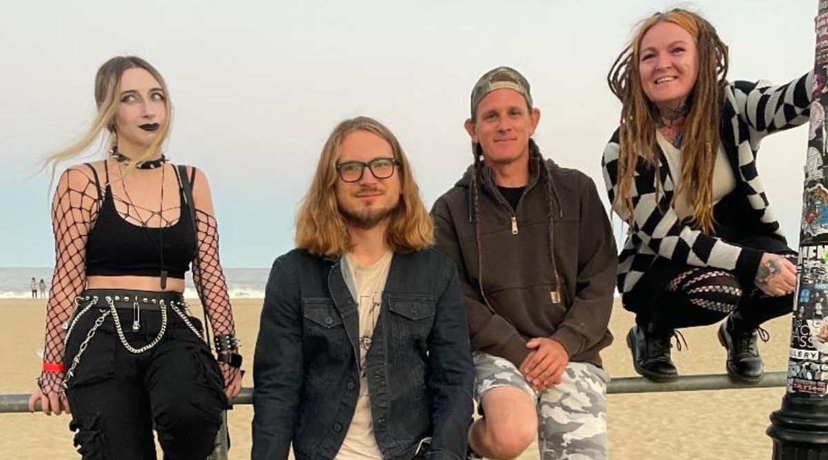 POISON I.V. - Stab My Heart ! (Usa - Hard-Core/Punk - Interview with Phil)