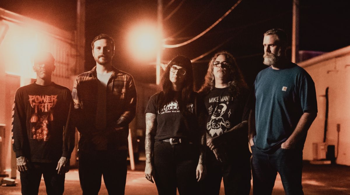 DAYS SPENT - Time Waits For No One (Usa - Hard-Core - Interview with Nancy)