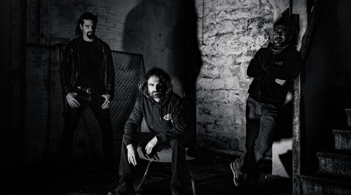 OAKS - Through Parallel Worlds (France - Instrumental Stoner/Rock - Interview with Thibaut).