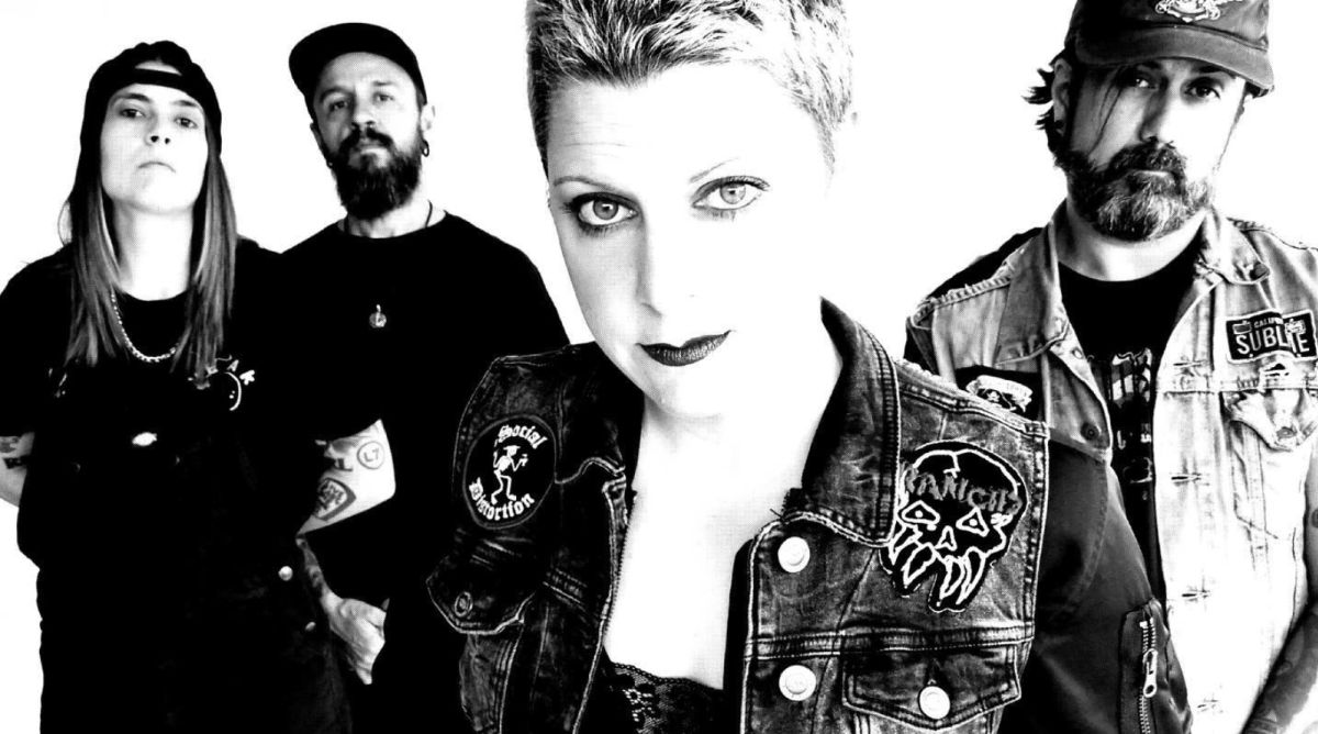 GRIPPERS - Never Give Up ! (Spain - Punk-Rock - Interview with Ale)