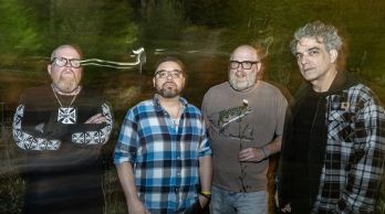 SIDE OVER - Honoring Roots, Returning Strong ! (Usa - 90's Melodic Hardcore - Interview with Lou).