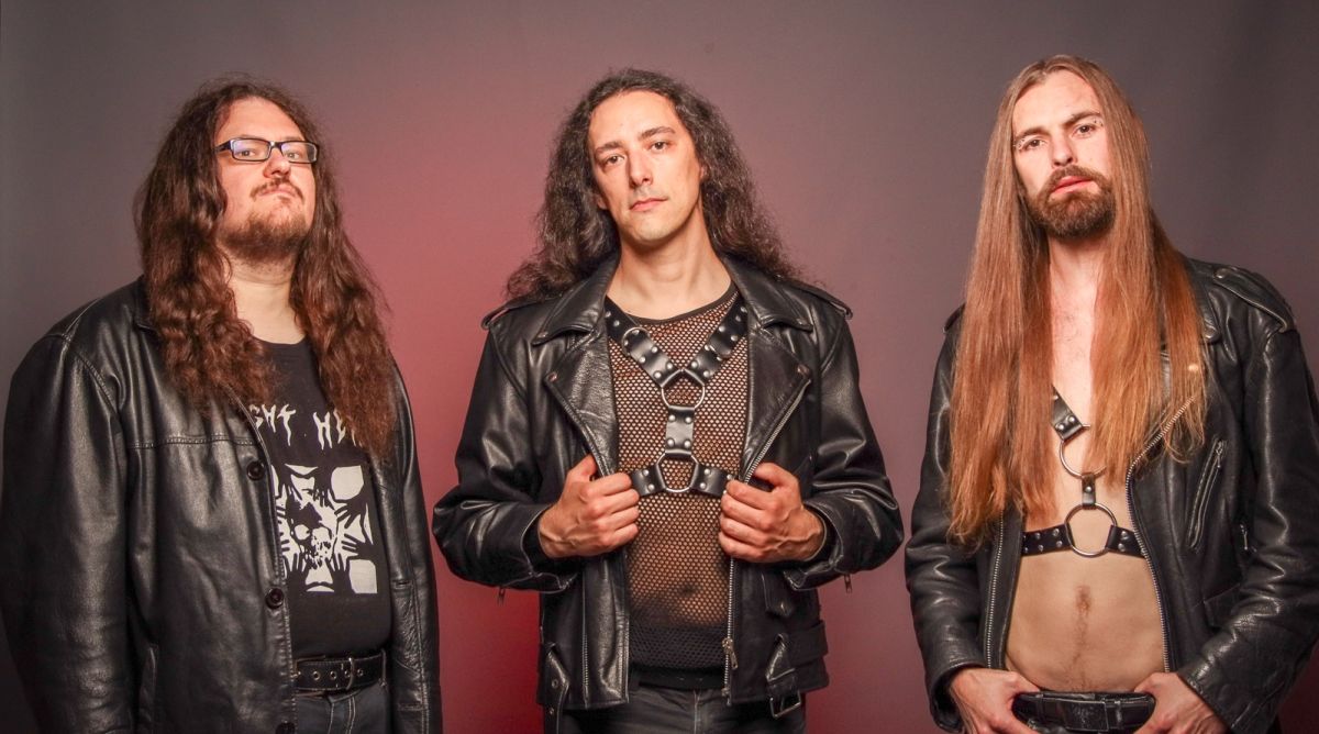 THE LAST OATH - Echoes of Darkness (France - Post-Punk/Death-Rock - Interview with Xzvrey).