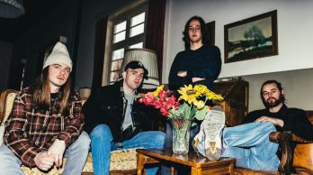 HOMETOWN CREW -  Shine Through Hard Times ! (The Netherlands - HardCore - Interview with Daan).