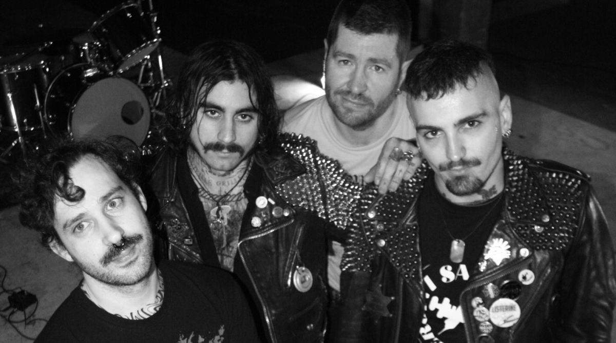 LISTERINE - Scrubbing Out The Filth ! (France - Fast Hardcore/Punk - Interview with Mathieu).