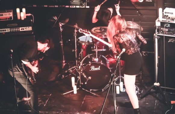 All pics by MESS WITH ME Photography.